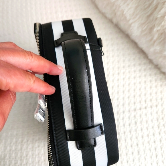 SEPHORA Graphic Black MAKEUP TRAVEL Jewelry CASE Bag NWT - Picture 4 of 7